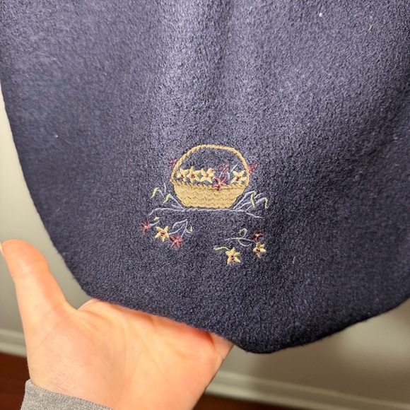 MAT Vintage women’s 100% Wool Embroidered eclectic granma Storybook Vest Size L - Picture 8 of 10